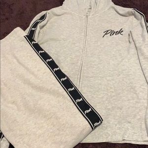 Sweater and sweats set
